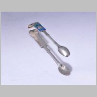 Sugar tongs in silver and enamell, image on onlinegalleries.com,.jpg